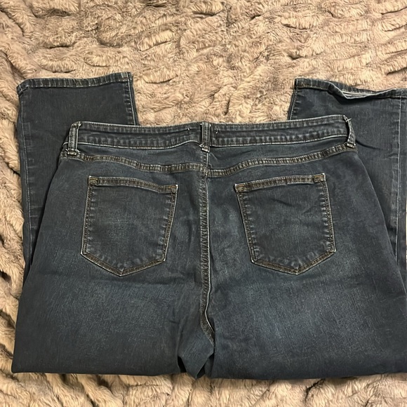 Sonoma Curvy Capri Size 18, rarely worn. Clean, smoke free home. - Picture 4 of 6